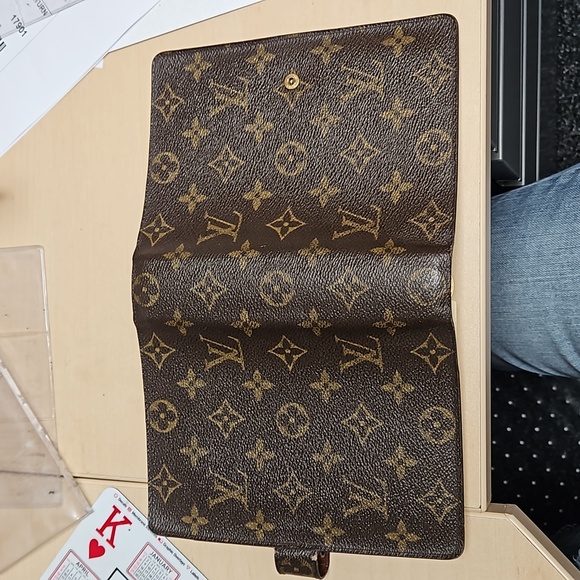 Louis Vuitton agenda - Picture 10 of 13